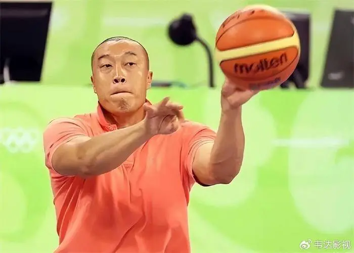 如何制定适合篮球主力的个性化训练方案_2